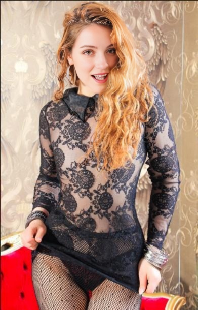 Miriam Leone