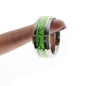 imgi_33_fluorescent-glans-ring-love-111590_300x