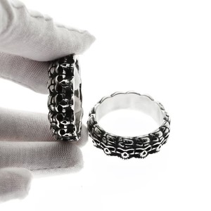 imgi_35_satans-crown-goth-glans-ring-212494_300x