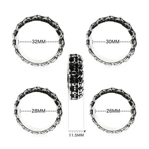 imgi_38_satans-crown-goth-glans-ring-867077_300x