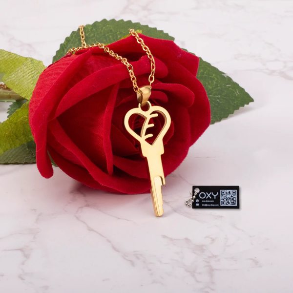 Exquisite Personalized Heart Key Necklace – Unique A-Z Customization for Discreet Elegance & Trust
